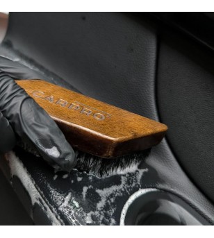 Leather and fabric brush - Cepillo para cuero | Carpro